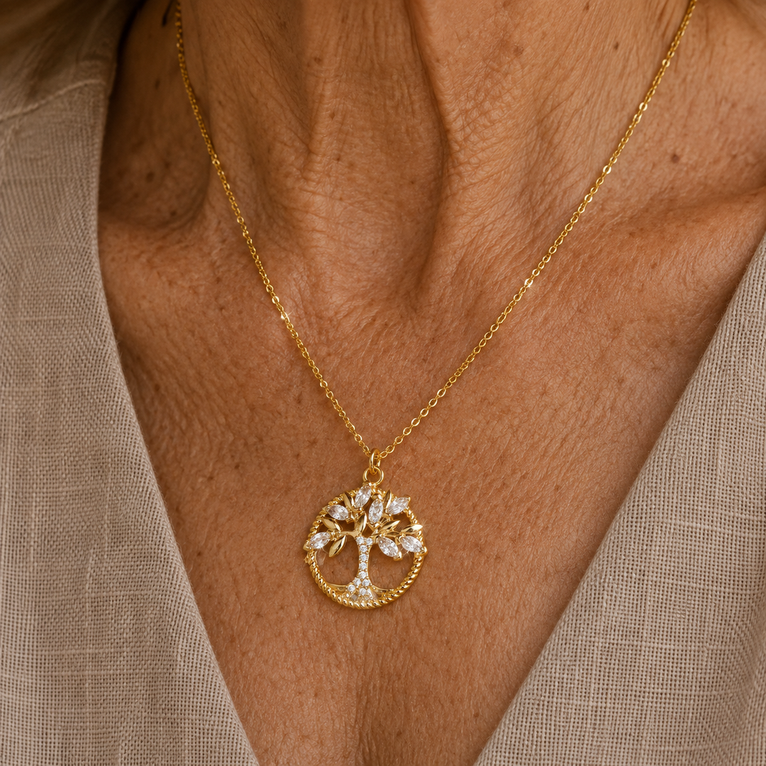 Collier avec pendentif Arbre de Vie en or avec cristaux