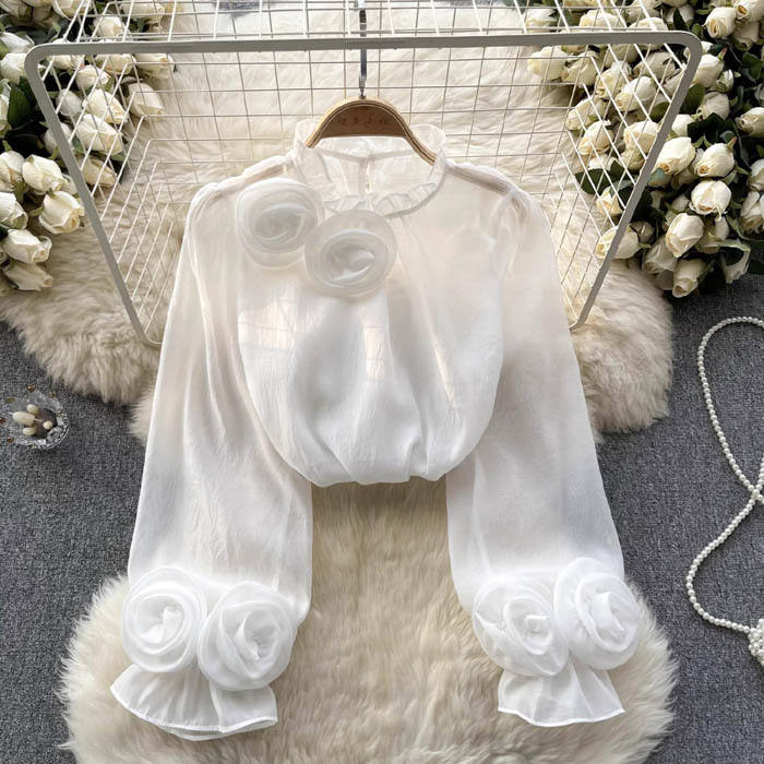 Chemisier Femme Élégant en Chiffon Blanc – Col Haut avec Détail Rose 3D