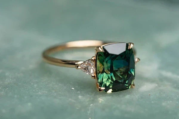Bague en Or avec Pierre d&
