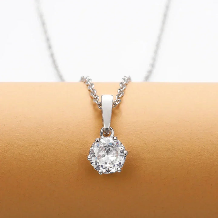 Collier Classique avec Pendentif en Zirconia