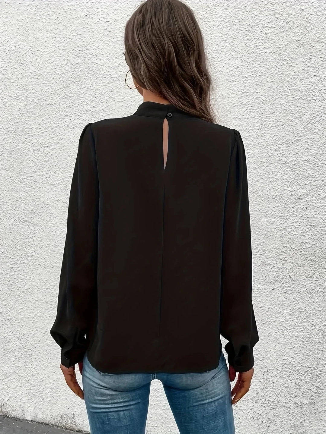 Top noir à manches longues pour femme, style élégant