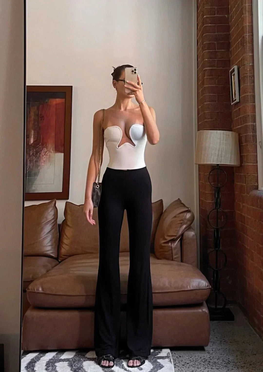 Corset sans bretelles femme à coupe ondulée