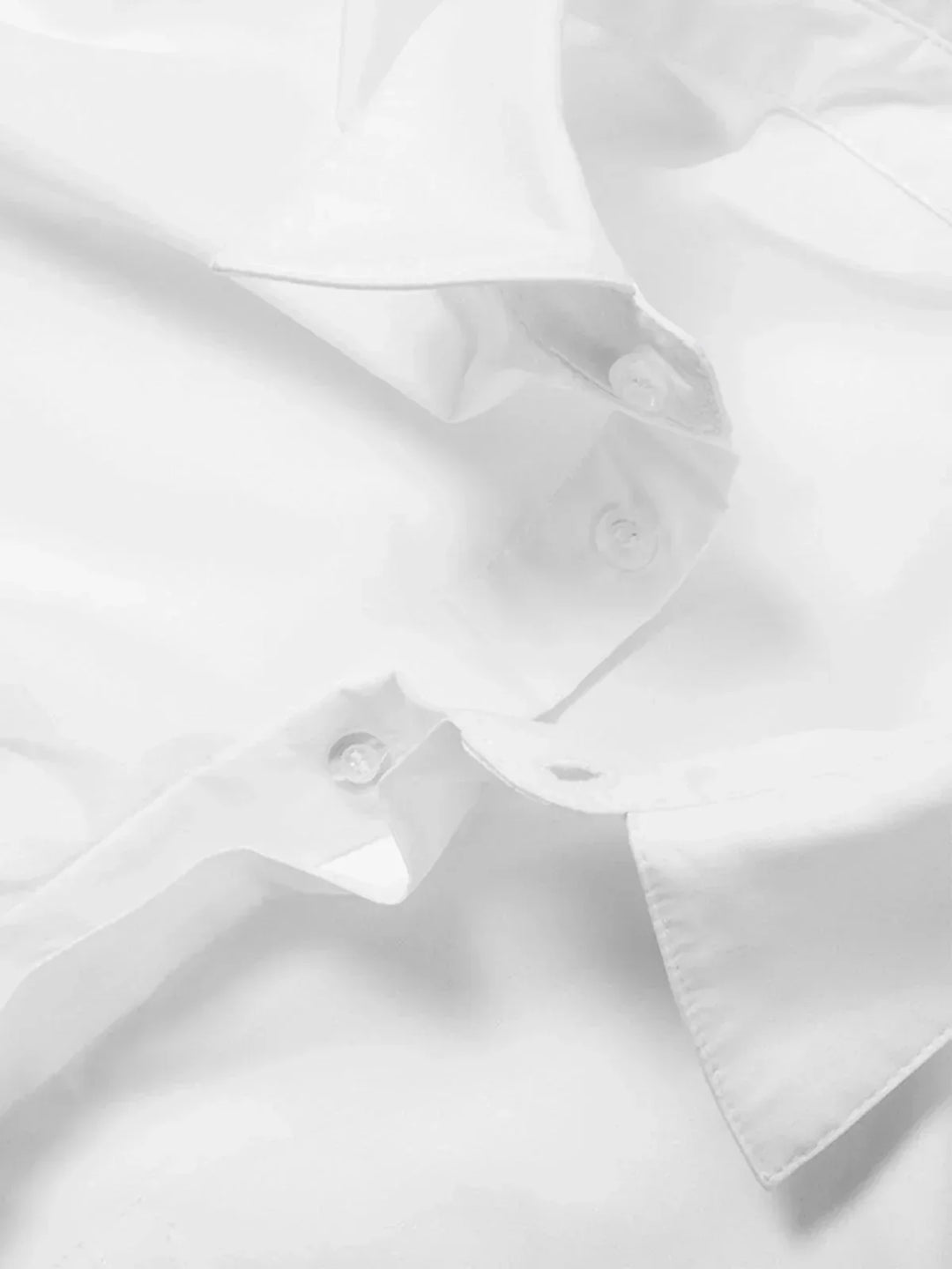 Chemise courte femme au design moderne avec boutons