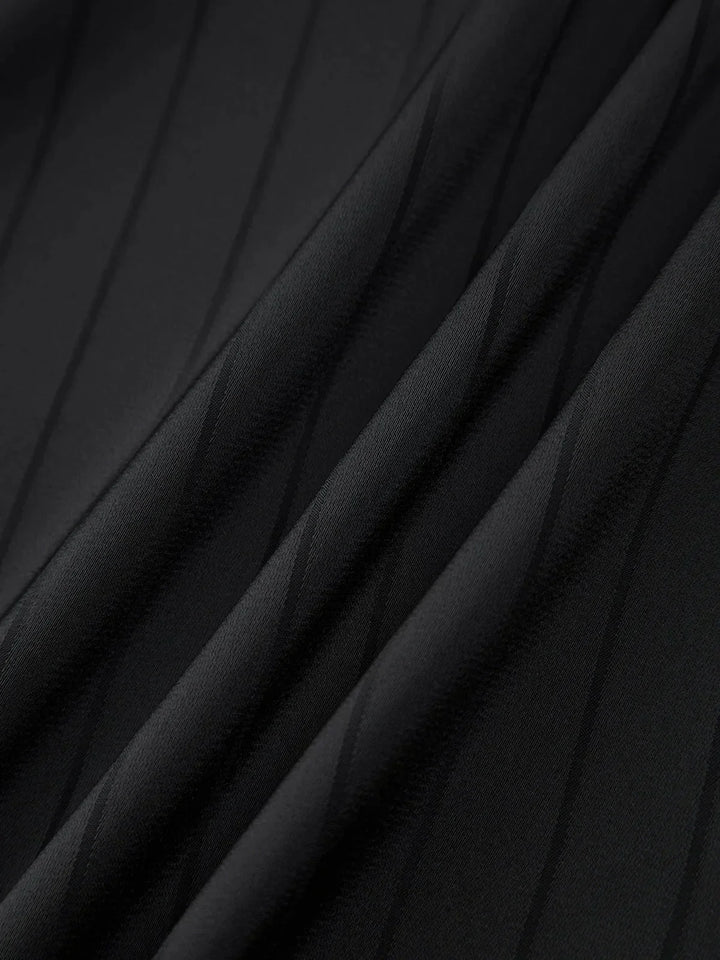 Chemise élégante femme à boutons et détails dorés
