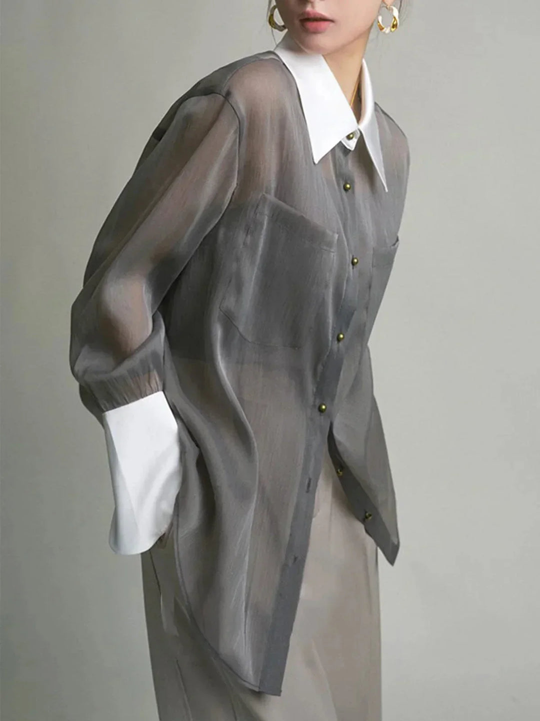 Chemise transparente femme à manches longues, col et poignets contrastés