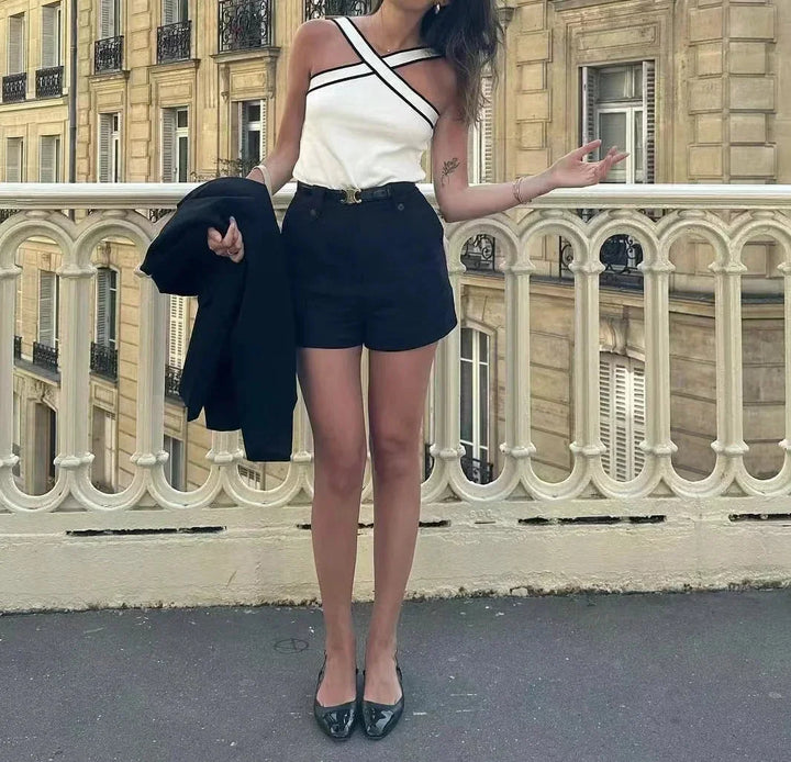 Top femme à bretelles croisées halter et liseré contrasté