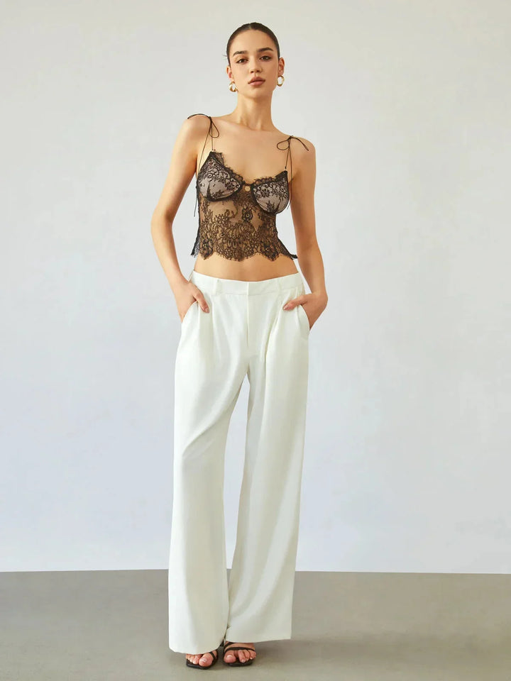 Top corsé de mujer en encaje con tirantes anudados estilo corset
