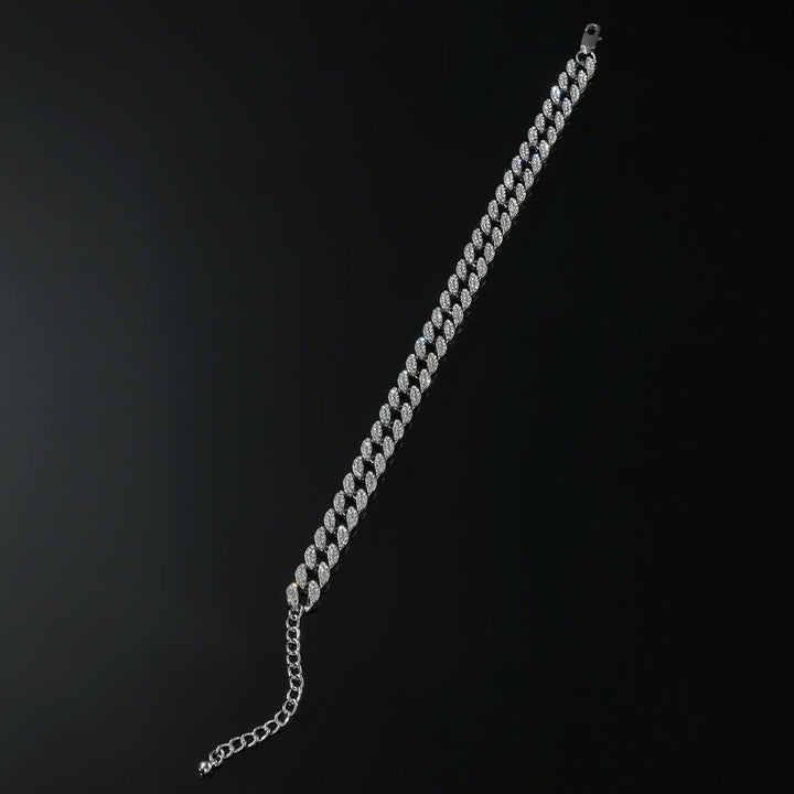 Bracelet de cheville élégant en pierres précieuses glacées