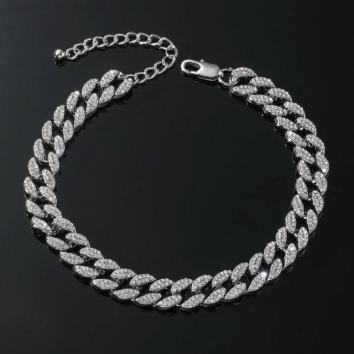 Bracelet de cheville élégant en pierres précieuses glacées