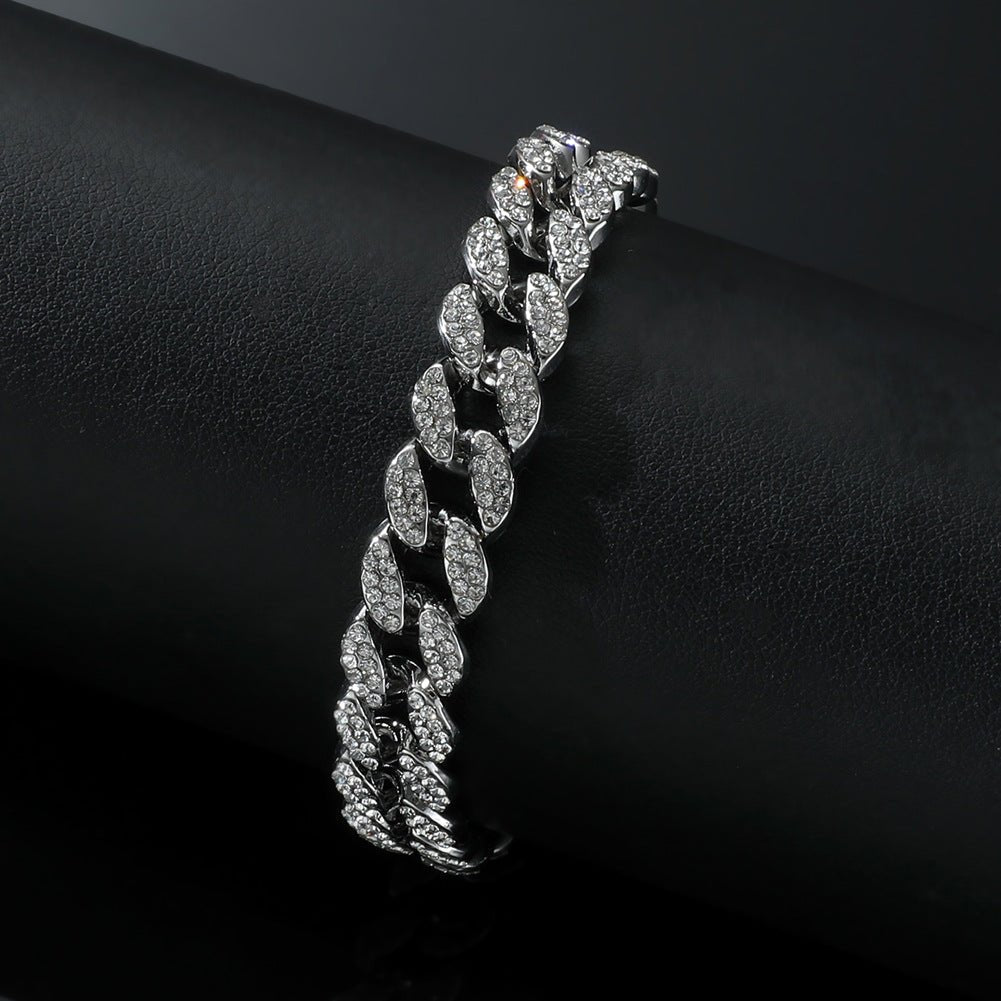 Bracelet de cheville élégant en pierres précieuses glacées
