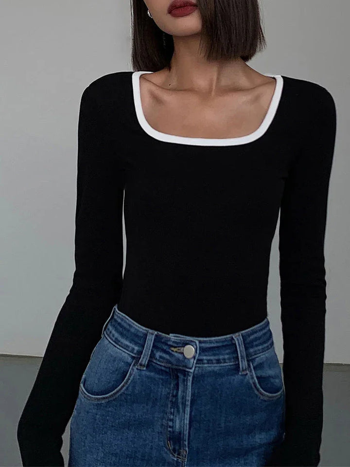 Top femme à décolleté carré et bords contrastés