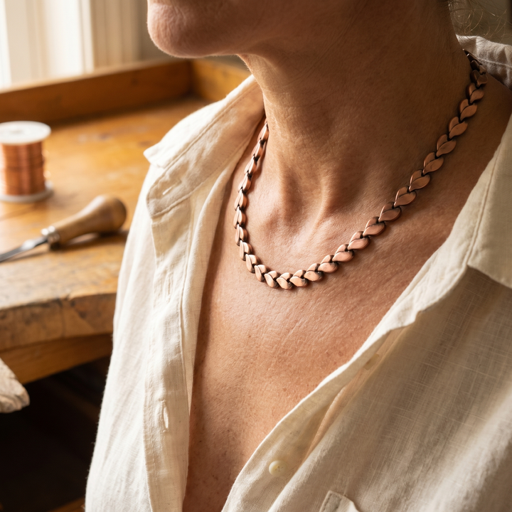 Collier en cuivre de Vera